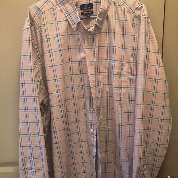 Button down dress shirt - Picture 1 of 3